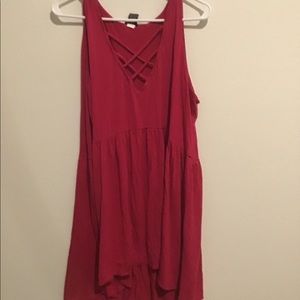 High low crisscross tank